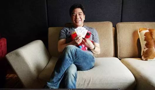 德州扑克玩筹码_德州扑克不同阶段看法_德州扑克适合人群
