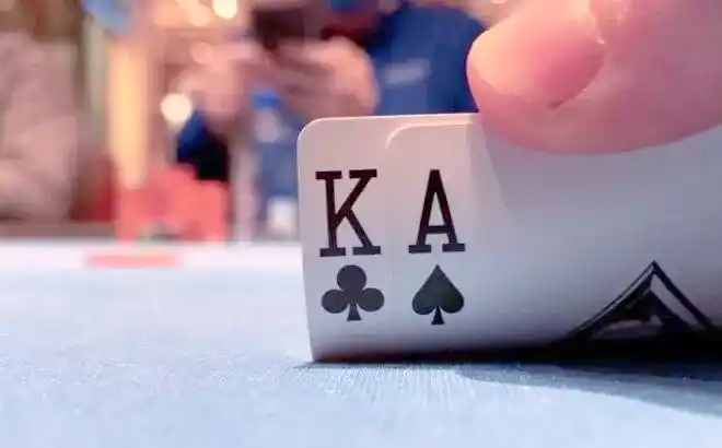 德州扑克必胜策略_德州扑克 成牌概率_德州扑克十大制胜诀窍