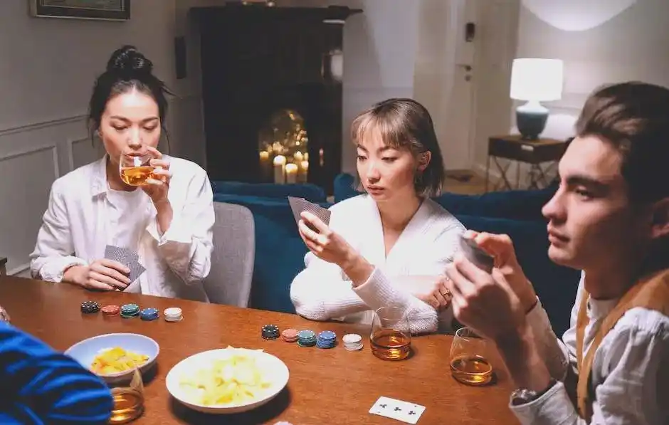 德州扑克牌型大小顺序_德州扑克花色大小_德州扑克位置策略