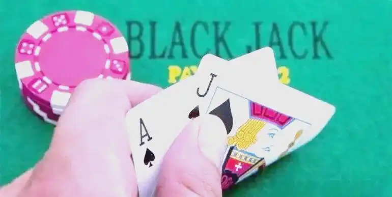 德州扑克如何稳定盈利_德州扑克位置策略_德州扑克牌局管理技巧