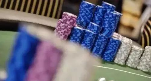 口袋对中暗三策略_有效筹码量计算_德州扑克 同花概率