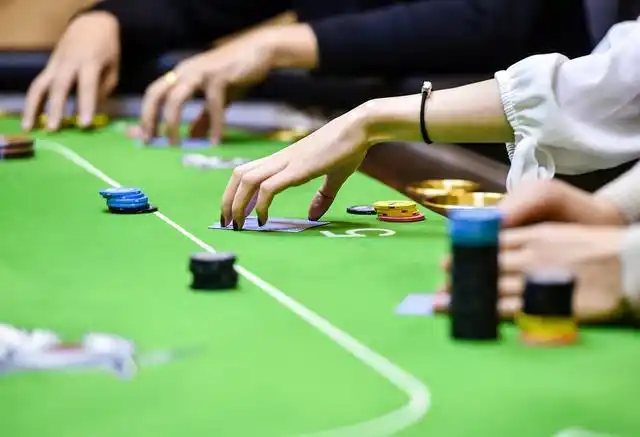 棋牌类游戏监管政策_淘宝德州扑克_天天德州退市补偿
