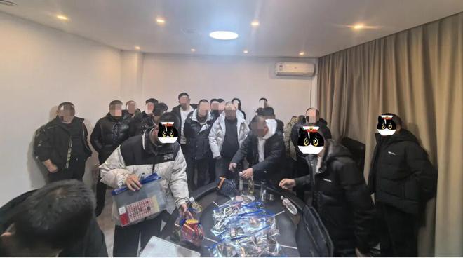 察右前旗警方捣毁德州扑克赌博窝点18人落网_赌博违法案件查处_500德州扑克
