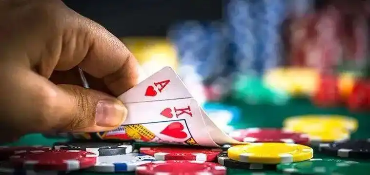 AK德州扑克策略_AK不同位置打法_德州扑克.