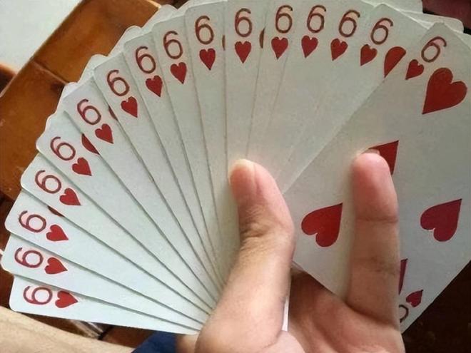 梭哈 德州扑克_小丑牌卡牌游戏_德州扑克版杀戮尖塔