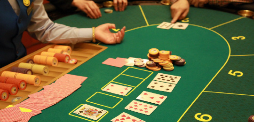 关于德州扑克的书_德州扑克基本读牌_德州扑克玩家识别