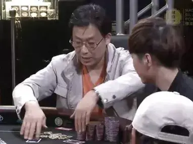 在线德州扑克电影_德州扑克锦标赛打法中文字幕_德州扑克教程位置中文字幕