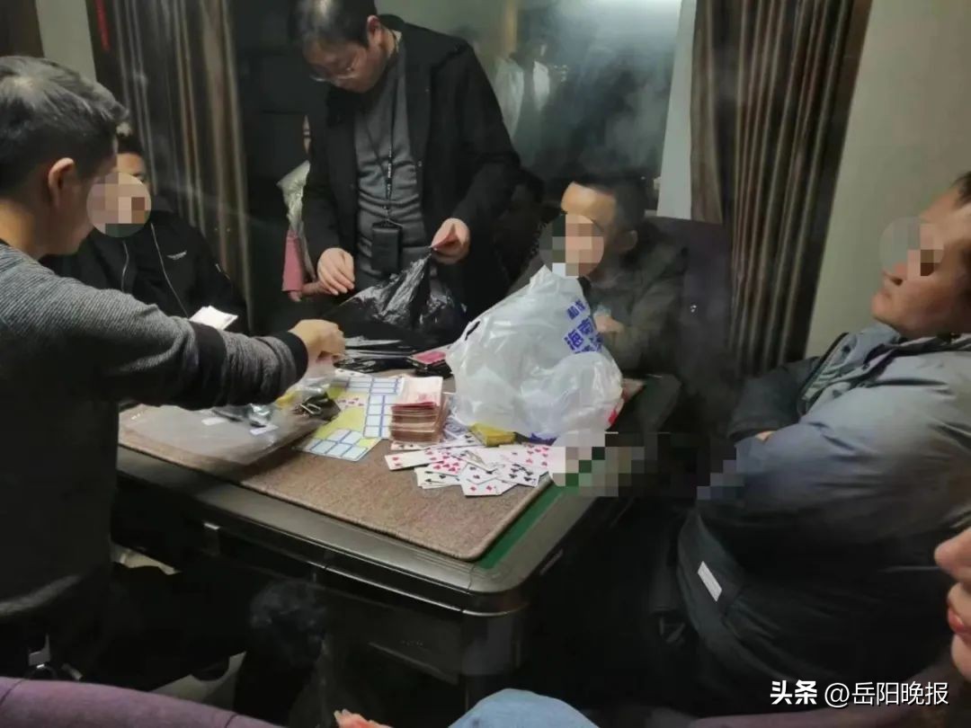 四人 德州扑克_四人 德州扑克_四人 德州扑克
