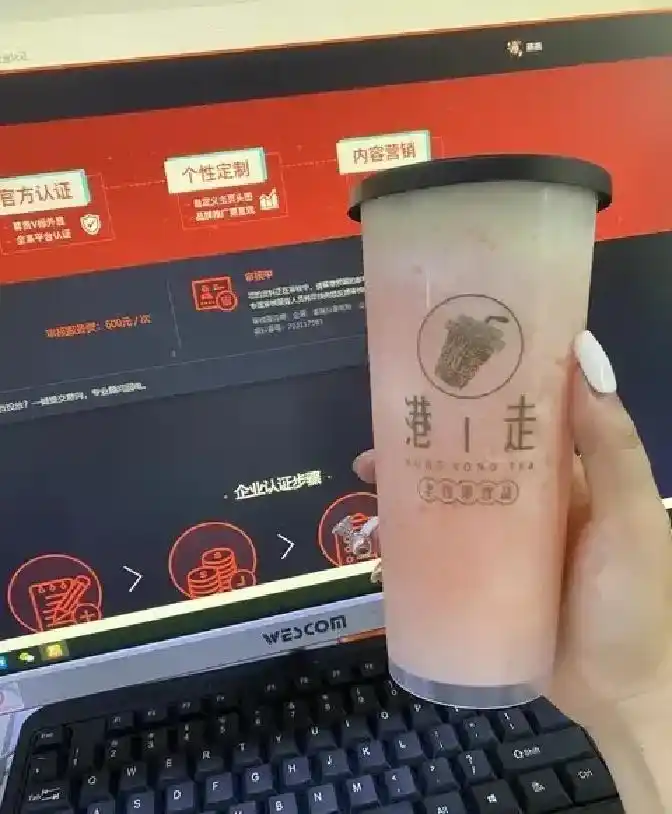 离婚德州扑克赢钱输光经历_赌徒债务家庭毁灭反思_德州扑克资金波动