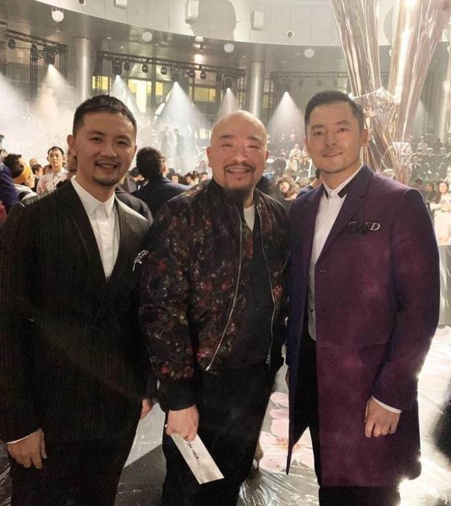 李铭阳扑克选手_德州扑克赛事_德州扑克钱圈 翻译