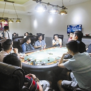 地下赌场 德州扑克俱乐部 深圳罗湖警方_扑克德州扑克线上
