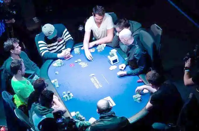 好玩的德州扑克_起手牌选择技巧_德州扑克新手攻略