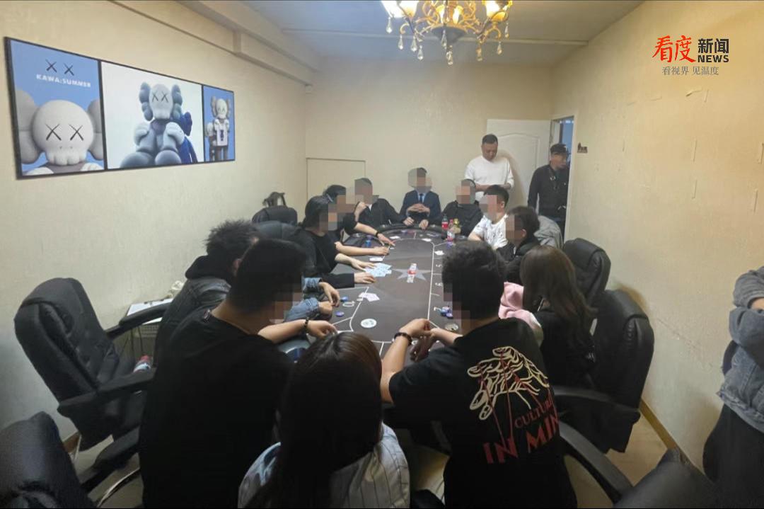 德州扑克如何发牌_德州扑扑克发牌_扑克牌德州发牌