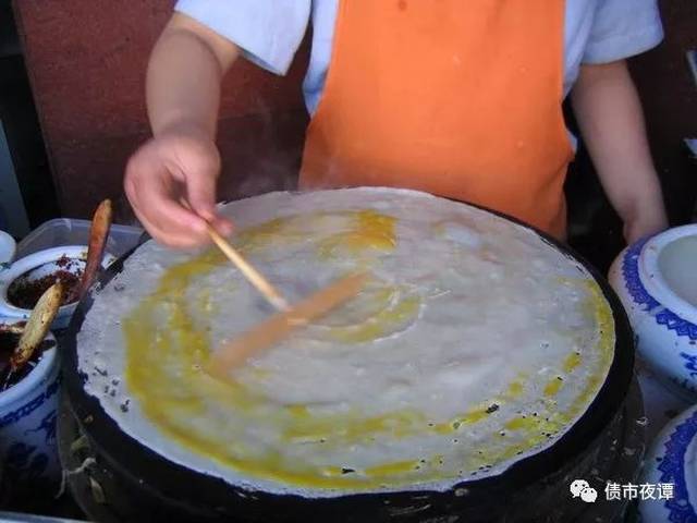 金融分析师 德州扑克投资经理 婚托销售_德州扑克和梭哈