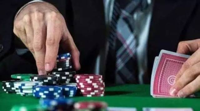 德州现金局单挑规则_德州扑克现金桌打法_如何打好德州现金桌
