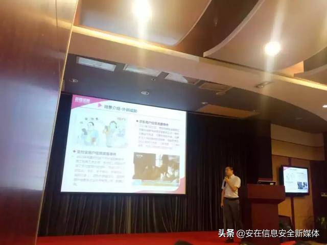 德州扑克分析软件免费_德州扑克分析软件免费_德州扑克分析软件免费