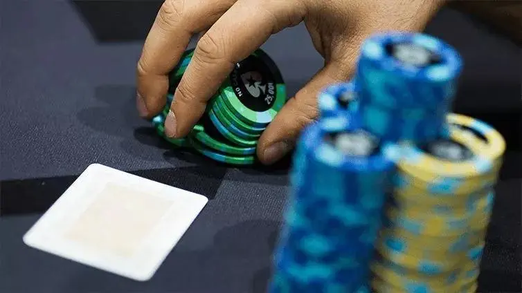 扑克策略长期盈利_评估牌技制定计划_德州扑克挣钱