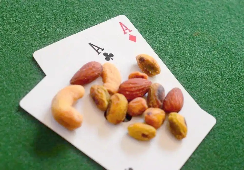 德州扑克数学基础_新手必看获胜技巧_德州扑克最多几个人玩