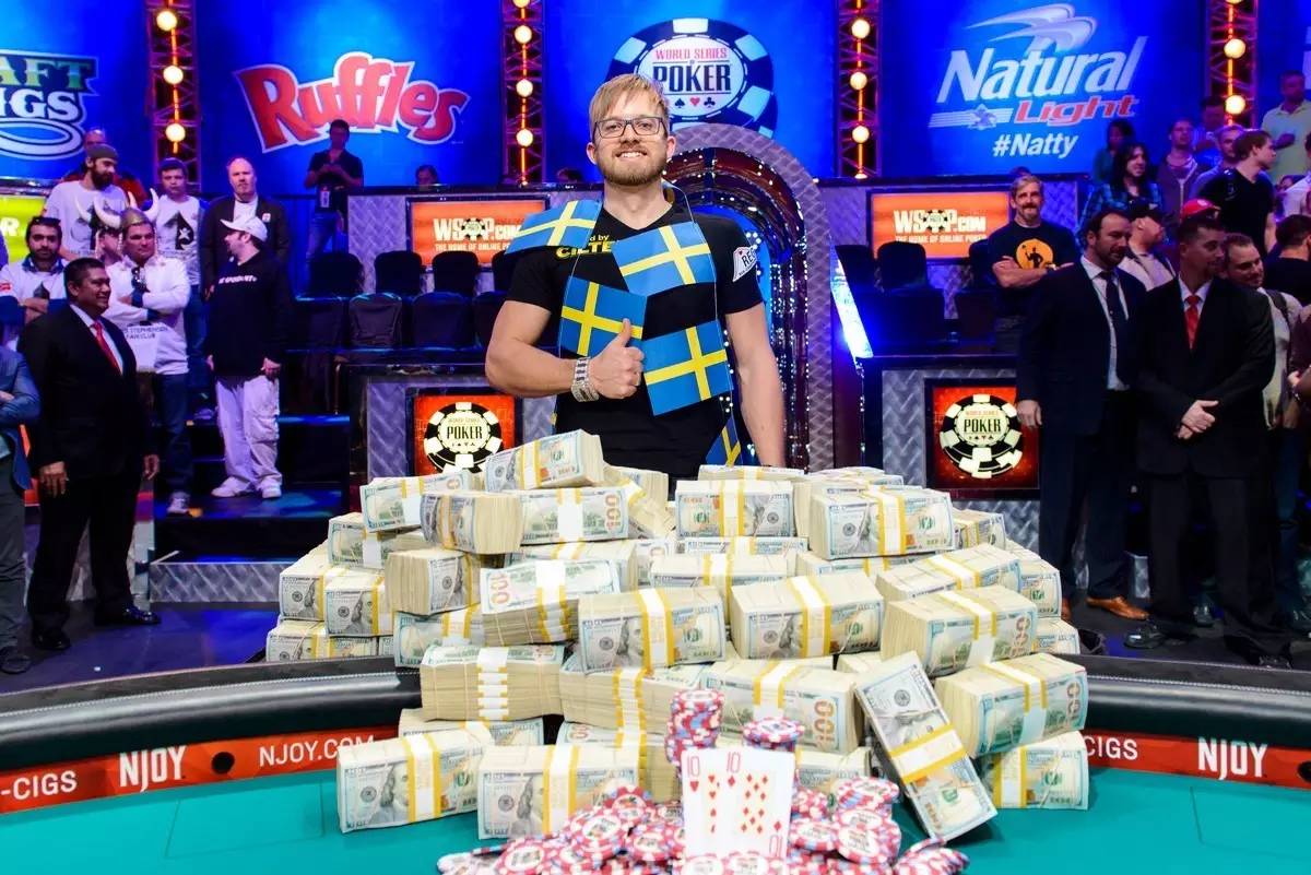 德州扑克从零到WSOP冠军故事_德州扑克名人堂_职业选手转行德州扑克冠军
