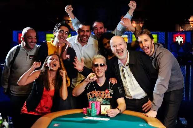 职业选手转行德州扑克冠军_德州扑克从零到WSOP冠军故事_德州扑克名人堂