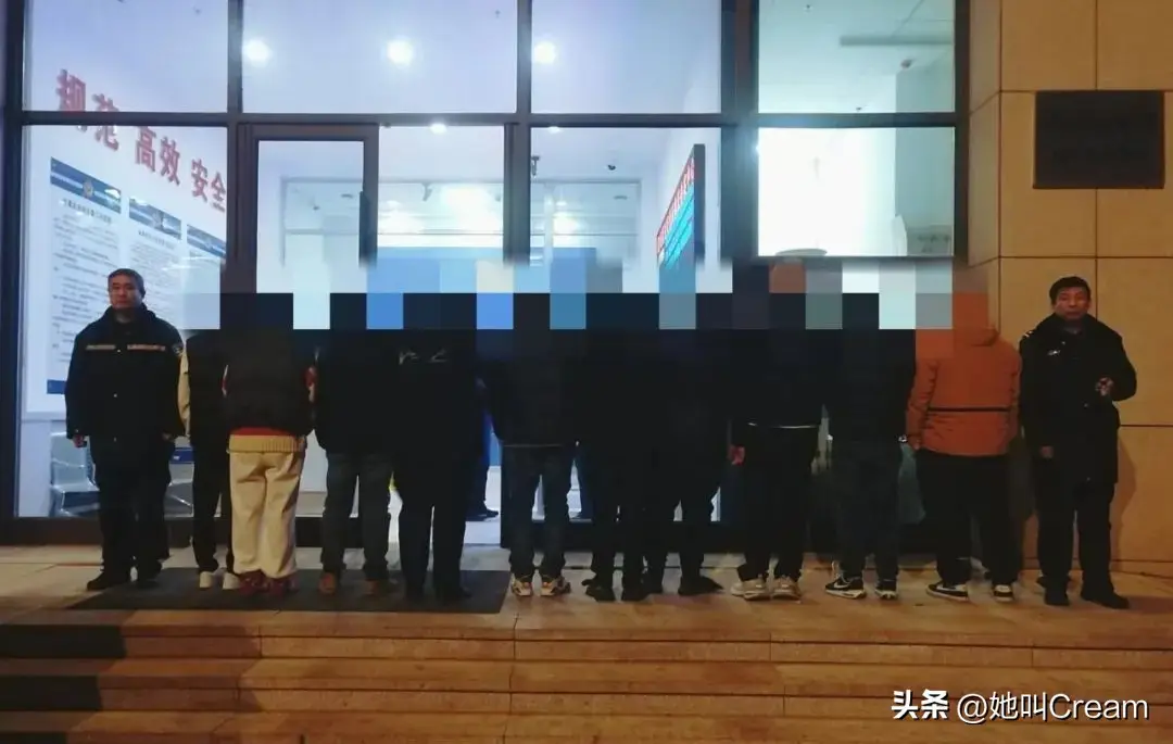 红山区警方捣毁赌博窝点 德州扑克赌博案件分析 警方打击赌博犯罪行动_棋牌室 德州扑克