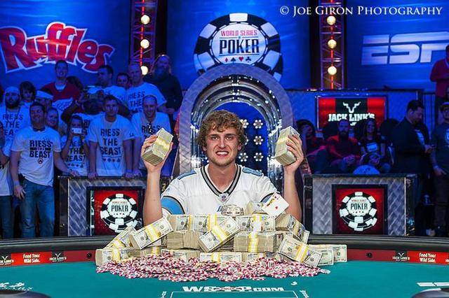 扑克训练软件开发_WSOP赛事买入额趋势_测试德州扑克