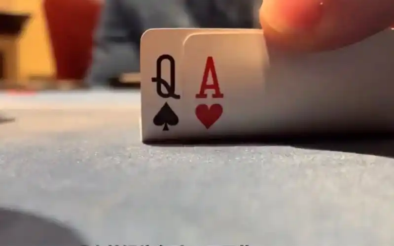 翻前下注尺度调整_德州扑克小筹码策略_深筹码游戏策略调整