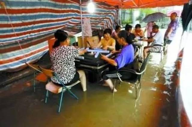 德州扑克教程中文_掼蛋技巧策略_掼蛋玩法规则