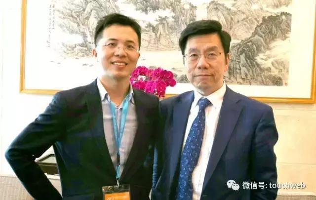 人工智能德州扑克人机大战_网上玩德州扑克的软件_李开复AI观点