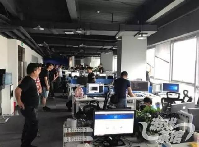 特大网络赌博平台查处_手游提供筹码兑现服务_888德州扑克客户端