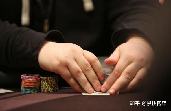 线上德州德扑策略平衡_德州扑克平衡_对抗观察敏锐的对手平衡打法