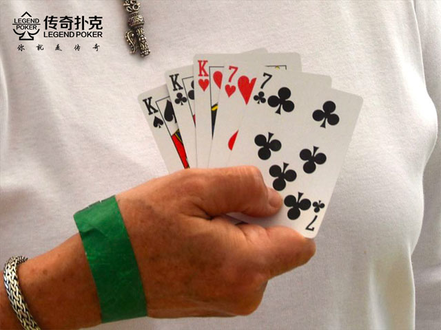 德州扑克资金管理_谨慎选择范围_德州扑克手牌牌力表