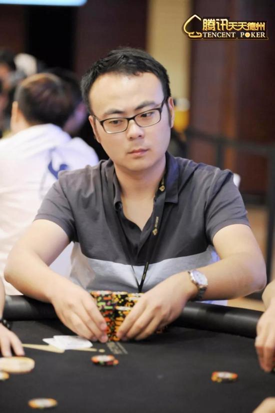 德州扑克wsop2014决赛_扑克比赛Day5晋级名单_WPT主赛Day5精彩牌局分析