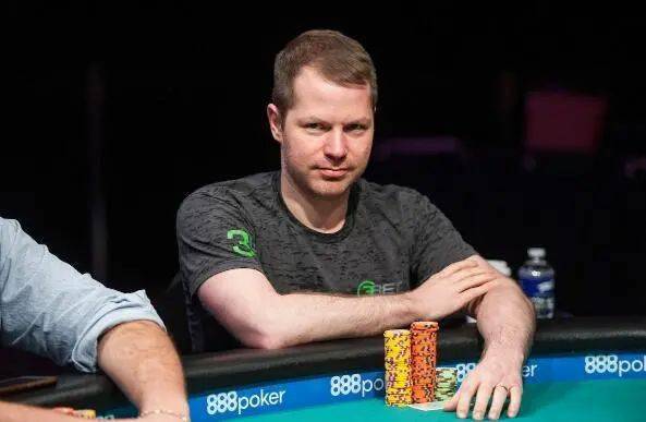 德州扑克check_坚果顺子下注技巧_WSOP扑克赛事诈唬策略