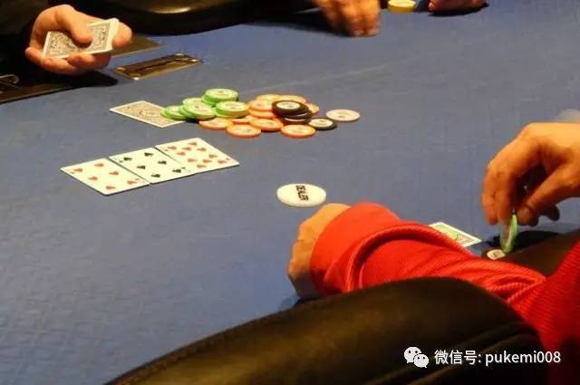 德州扑克紧凶型打法_低额锦标赛松玩家应对策略_反向隐含赔率识别技巧