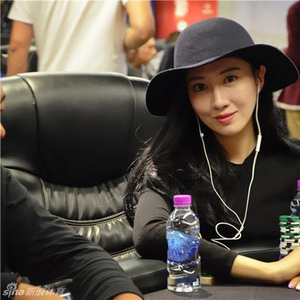 中国首位德州扑克亚洲冠军李思晓_李思晓 德州扑克 年龄_女一号转行做职业牌手