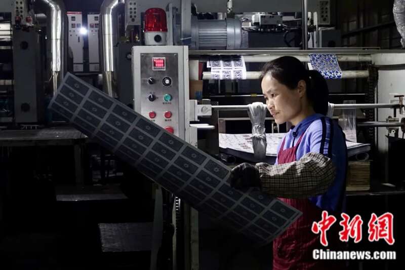 德州扑克 麻将_掼蛋扑克牌生产_掼蛋游戏规则