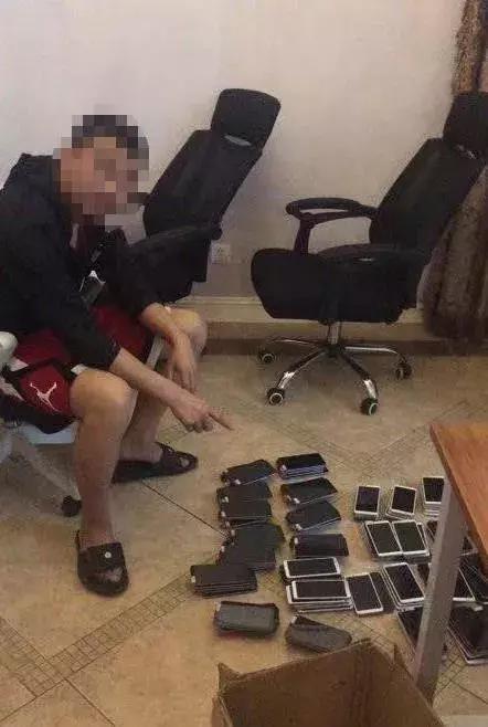 公安捣毁网络赌博案件_网络赌博犯罪团伙_德州扑克 大牌