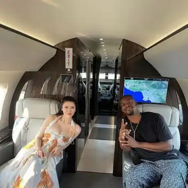 中国德州扑克名人_巴特勒 布兰妮 拉斯维加斯扑克