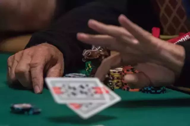 扑克手牌风格记录方法_线上德州扑克笔记技巧_德州扑克锦标赛怎么盈利