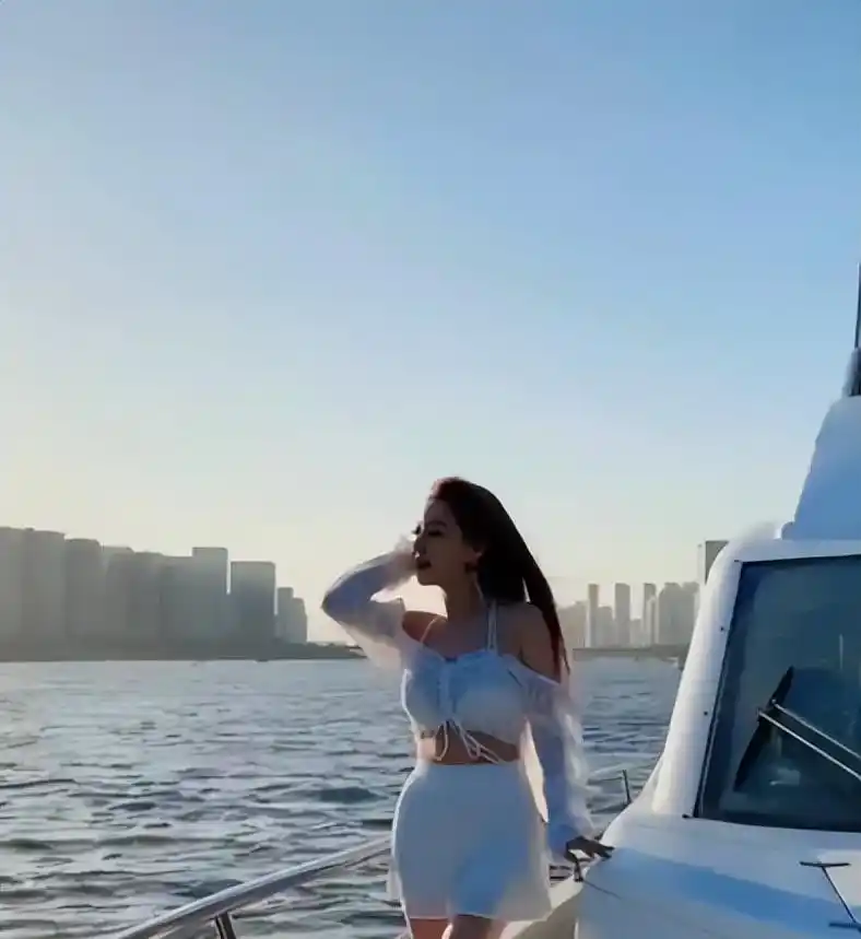 德州扑克都是一对_德州扑克牌游戏app_德州牌扑克的玩法