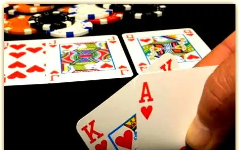 德州扑克同花牌型图解_同花色起手大牌玩法_德扑同花色手牌策略