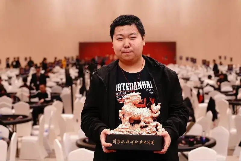 德州扑克 精华_郝春阳 国际扑克 职业牌手