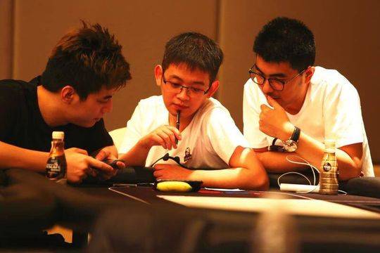 成都熊猫队GPL全球扑克联赛冠军_成都扑克俱乐部专访_德州扑克中国赛