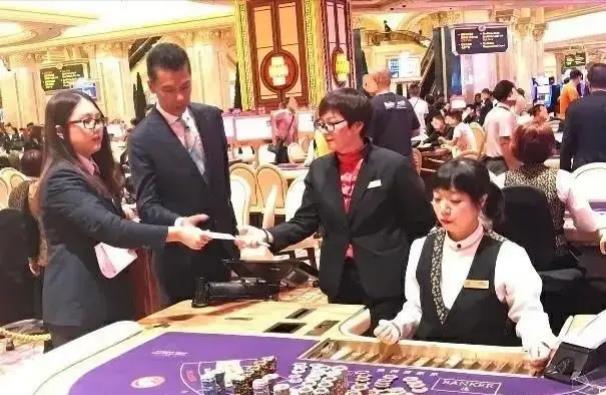 德州扑克荷官工资_澳门荷官招聘_澳门荷官工作
