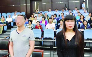 汪峰奥运冠军德州扑克慈善赛争议_南京扑克锦标赛涉赌案件_中国首届德州扑克大赛