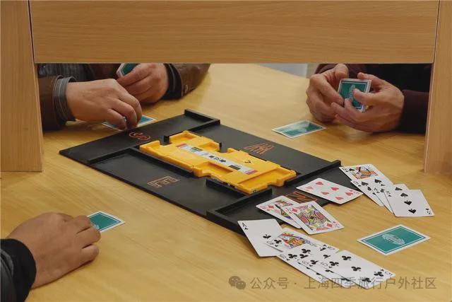桥牌规则详解_桥牌与德州扑克_桥牌叫牌技巧