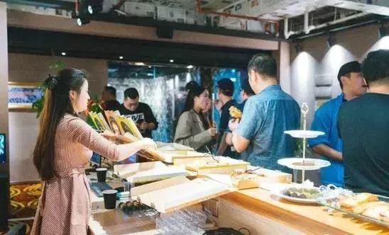 德扑交友活动_德州扑克比赛活动_海归之心单身派对