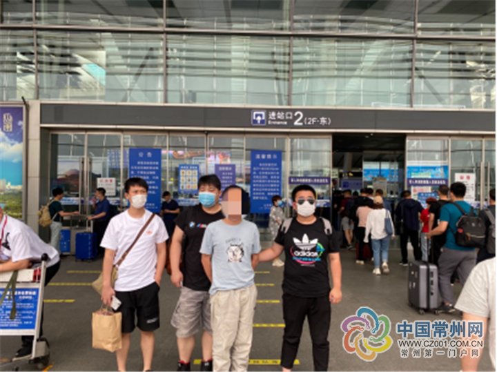 常州警方严打跨境赌博犯罪_国外的德州扑克平台_常州警方侦破网络德州扑克赌博案