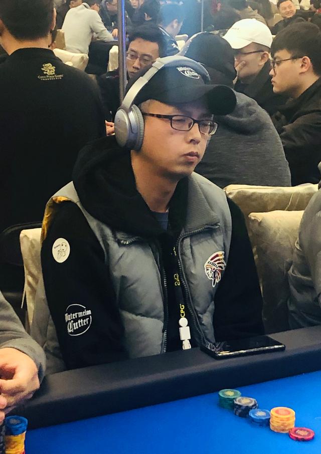 德州扑克锦标赛赛制_德州扑克9人桌起手牌_切西瓜战队队员介绍